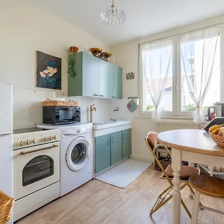 Apartman La Catalane, Parking Prive, Spacieux Avec Balcon *