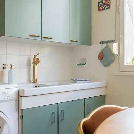 Apartman La Catalane, Parking Prive, Spacieux Avec Balcon