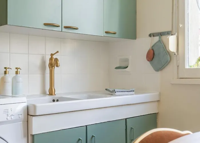 Apartament La Catalane, Parking Prive, Spacieux Avec Balcon